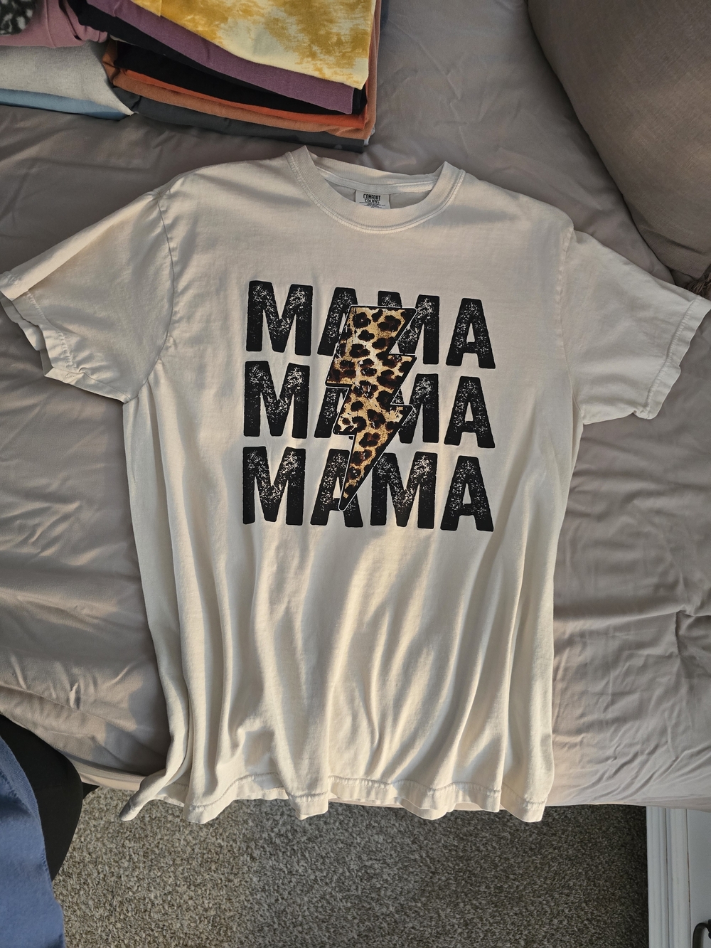Comfort Colors Cream MAMA Graphic Tee with Leopard Bolt